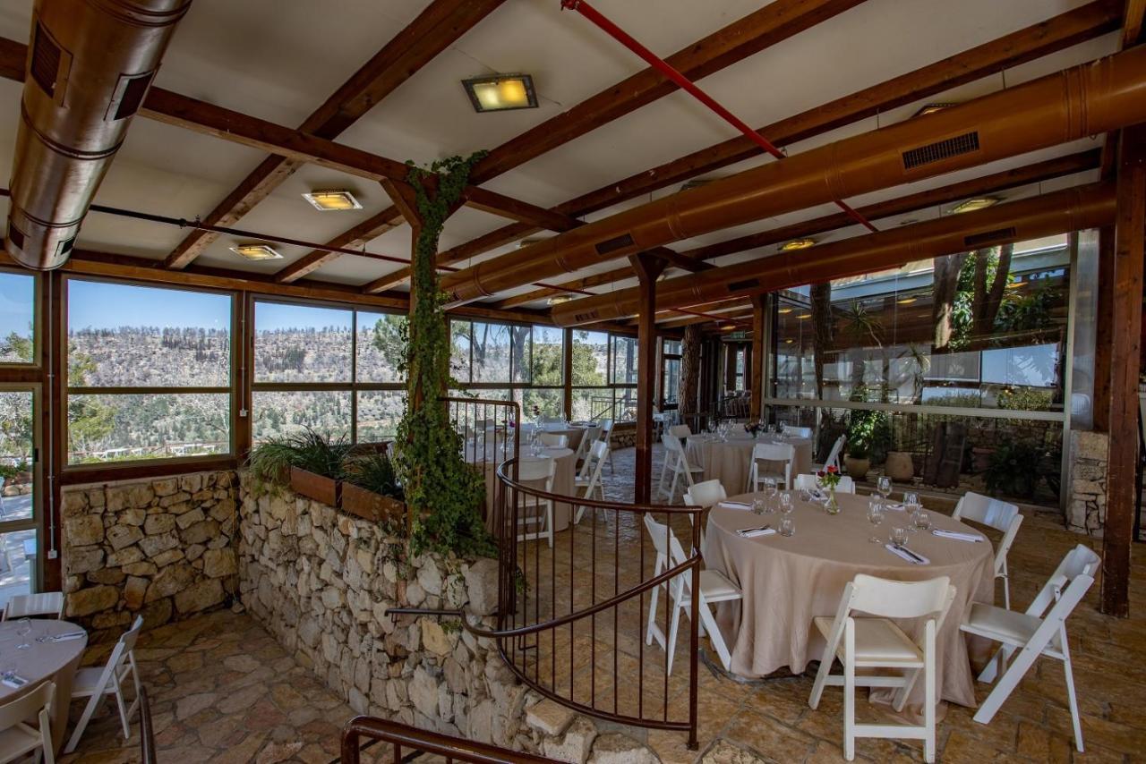 Logos Hotel In ياد حشمورة المظهر الخارجي الصورة