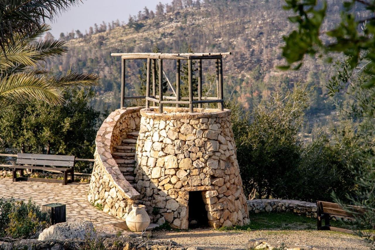 Logos Hotel In ياد حشمورة المظهر الخارجي الصورة