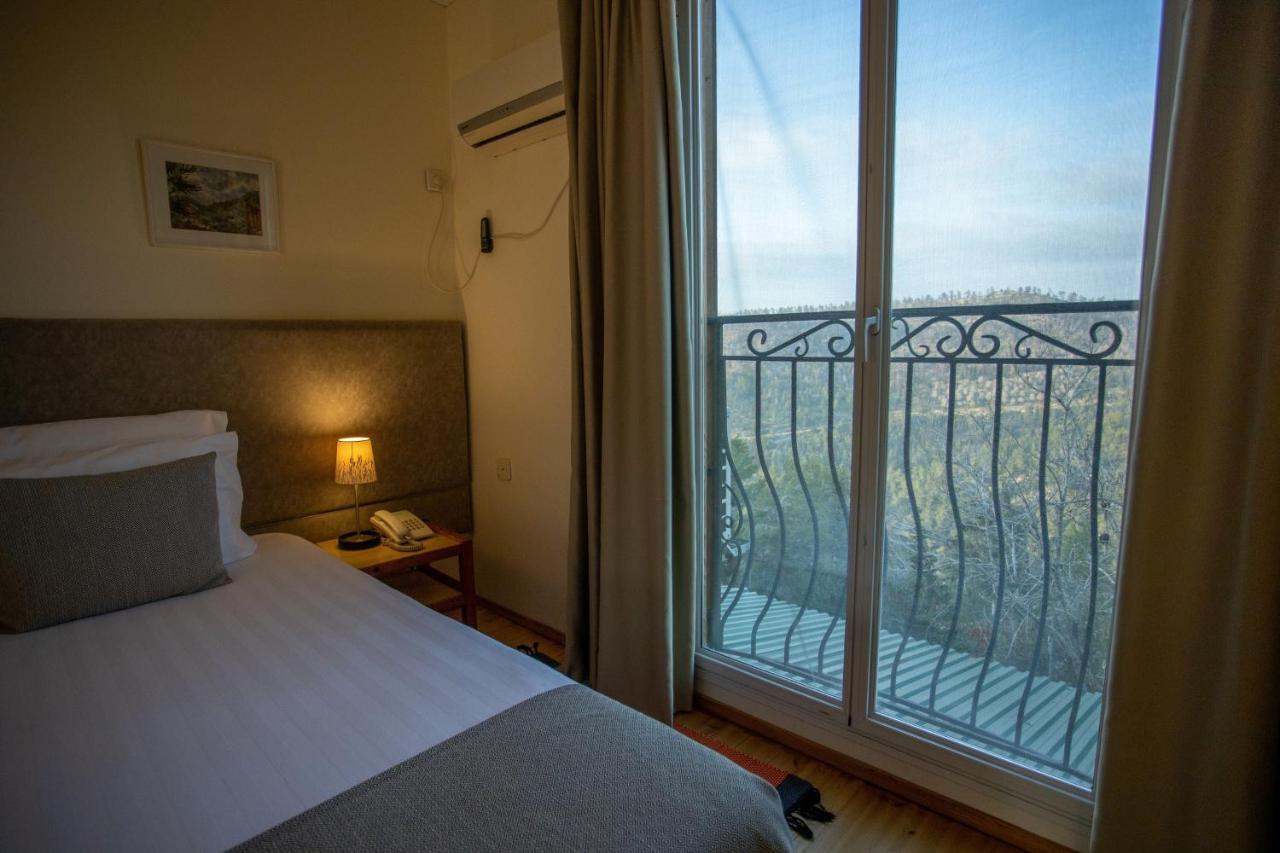 Logos Hotel In ياد حشمورة المظهر الخارجي الصورة